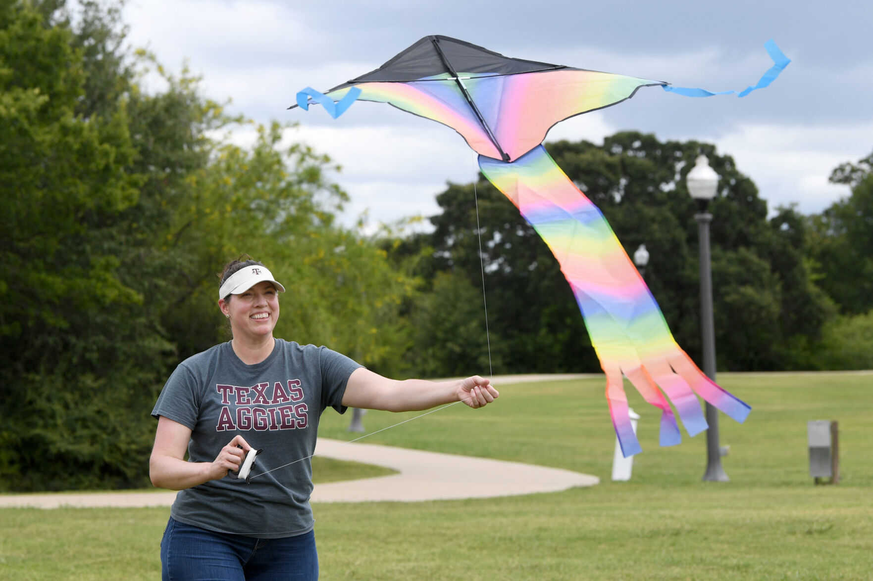 Flying kites